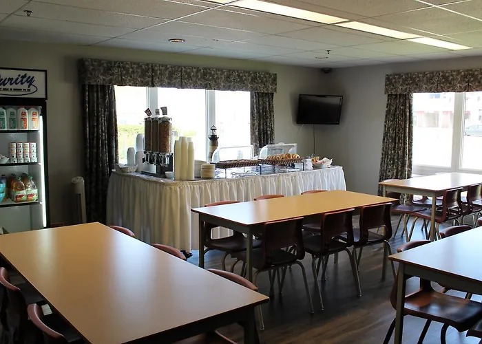 Сity center hotels Glendenning Hall At Holland College